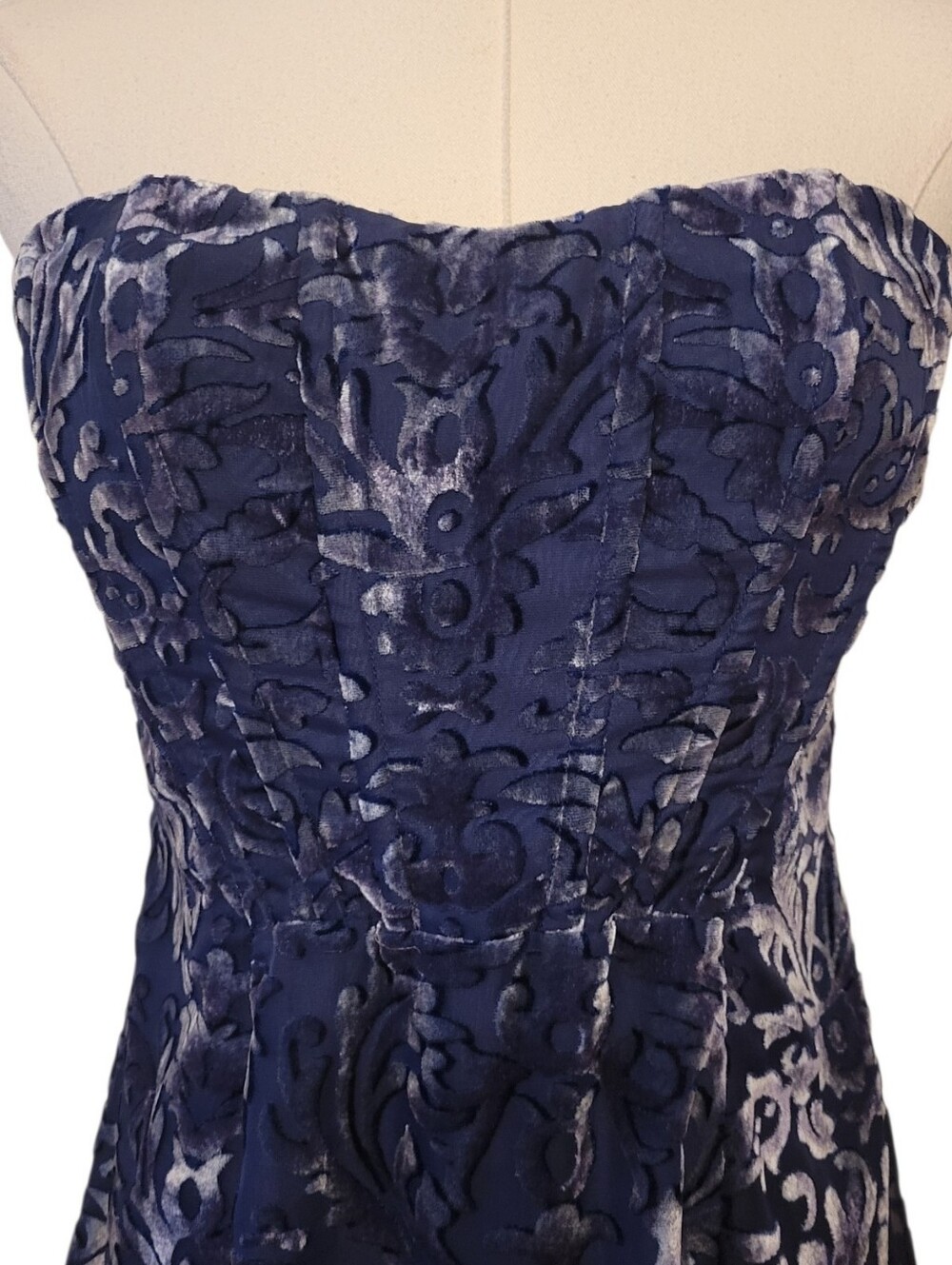 Revolve Majorelle Martha Blue Velvet Strapless Velvet Mini Dress Size Medium - Picture 4 of 7